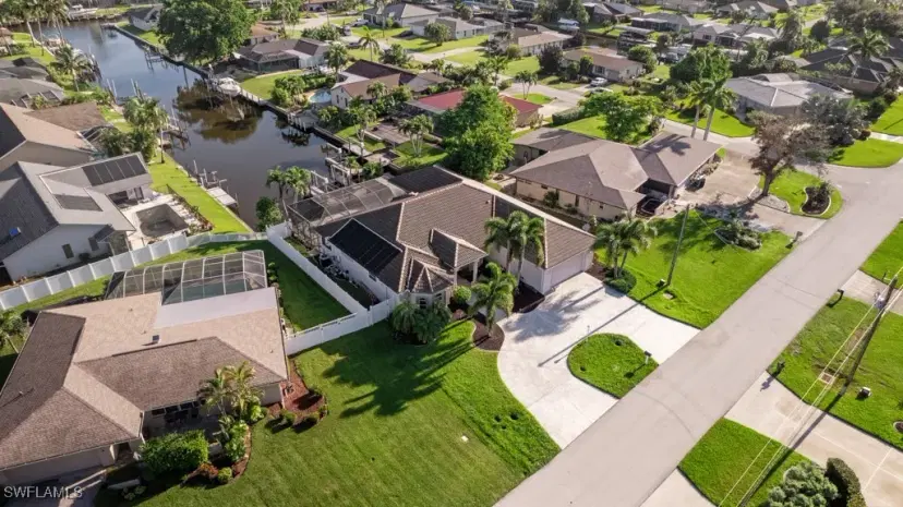 Picture of 1935 SE 26Th St, Cape Coral FL 33904