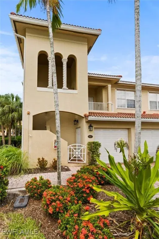 Picture of 8521 Oakshade Cir 421, Fort Myers FL 33919