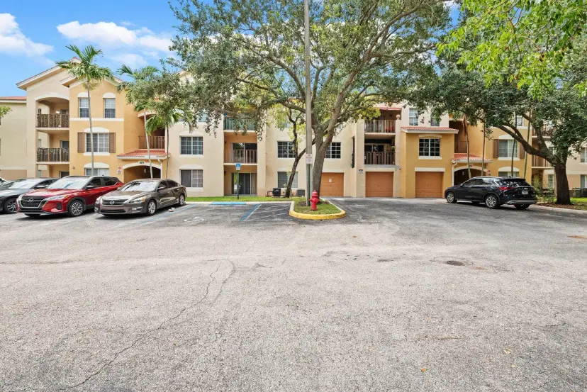 Picture of 4151 San Marino Blvd 302, West Palm Beach FL 33409
