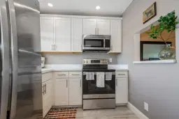 Picture of 9181 Sunrise Lakes Blvd 306, Sunrise, FL 33322