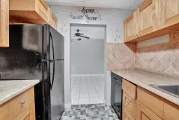 Picture of 20310 NE 2Nd Avenue 17, Miami Gardens, FL 33179