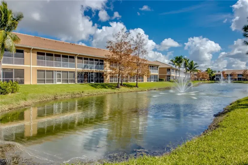 Picture of 1052 Winding Pines Cir 105, Cape Coral FL 33909
