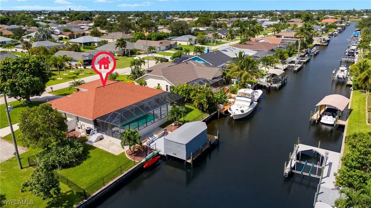 Picture of 2223 SE 10Th Ln, Cape Coral, FL 33990