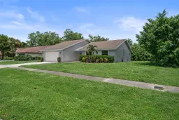 Picture of 11371 Torchwood Court, Wellington, FL 33414