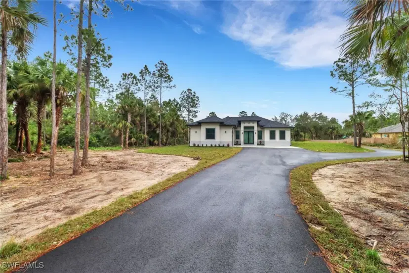 Picture of 2266 Desoto Blvd S, Naples FL 34117