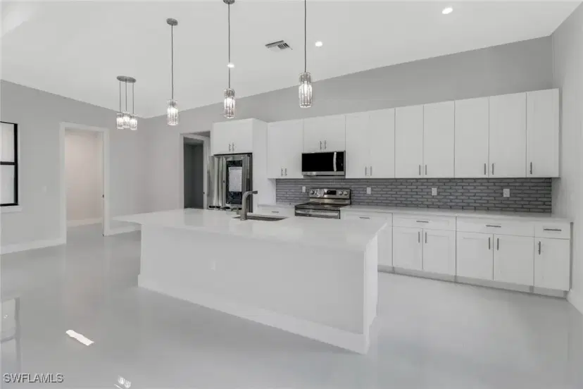 Picture of 2266 Desoto Blvd S, Naples FL 34117