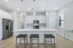 Picture of 5768 Jasper Way 101, Naples, FL 34112