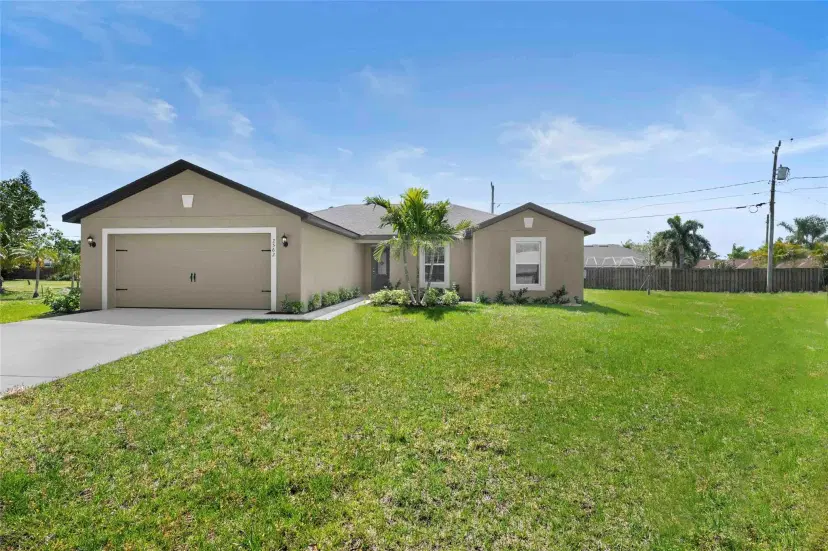 Picture of 2562 SE Kaycee Ct, Port St Lucie FL 34952