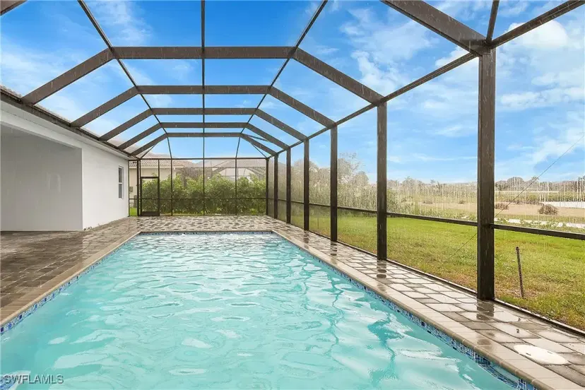 Picture of 18716 Ensenada Dr, Naples FL 34114