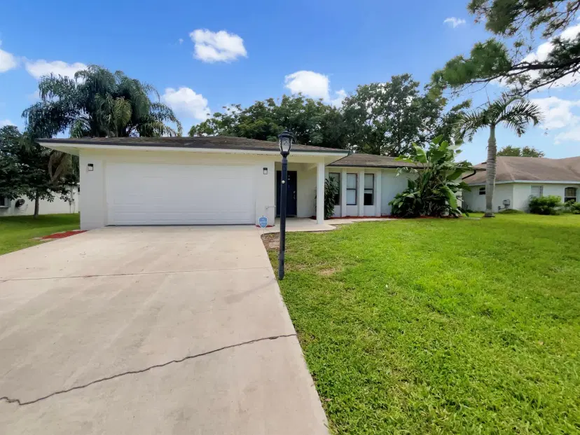 Picture of 542 SW Twig Avenue, Port St Lucie FL 34983