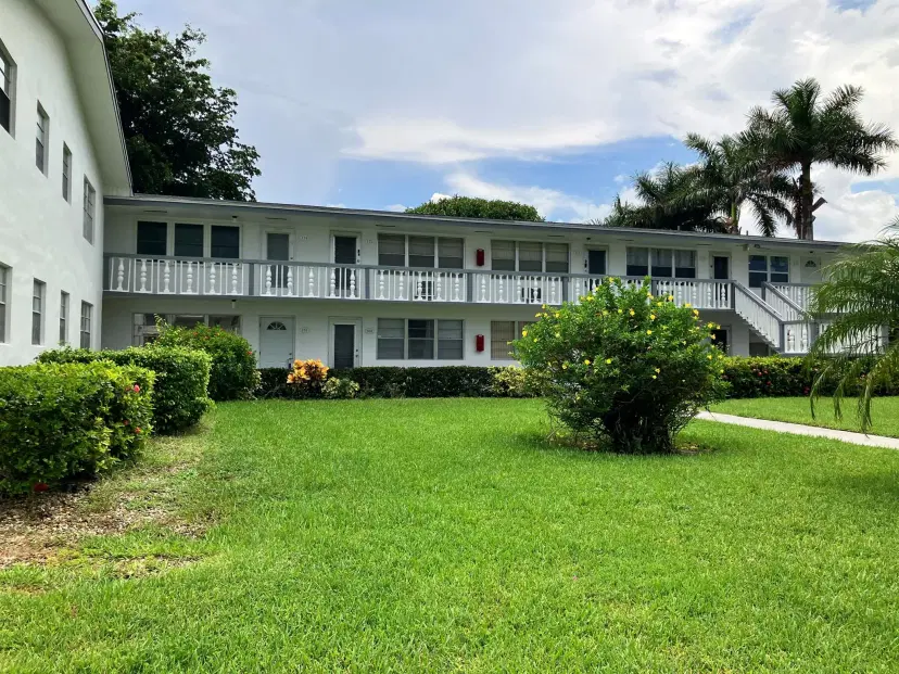 Picture of 160 Andover G, West Palm Beach FL 33417