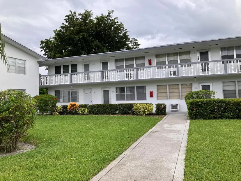Picture of 160 Andover G, West Palm Beach FL 33417