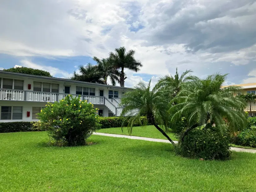 Picture of 160 Andover G, West Palm Beach FL 33417