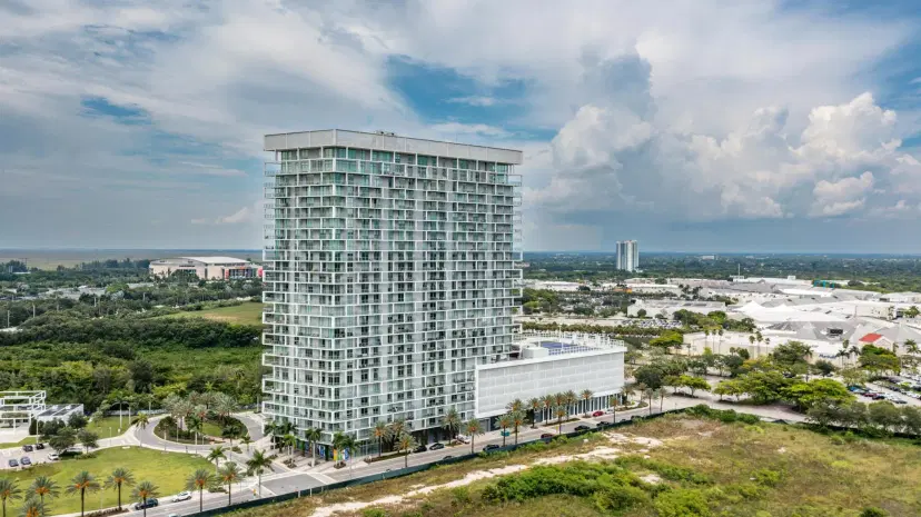 Picture of 2000 Metropica Way 2607, Sunrise FL 33323
