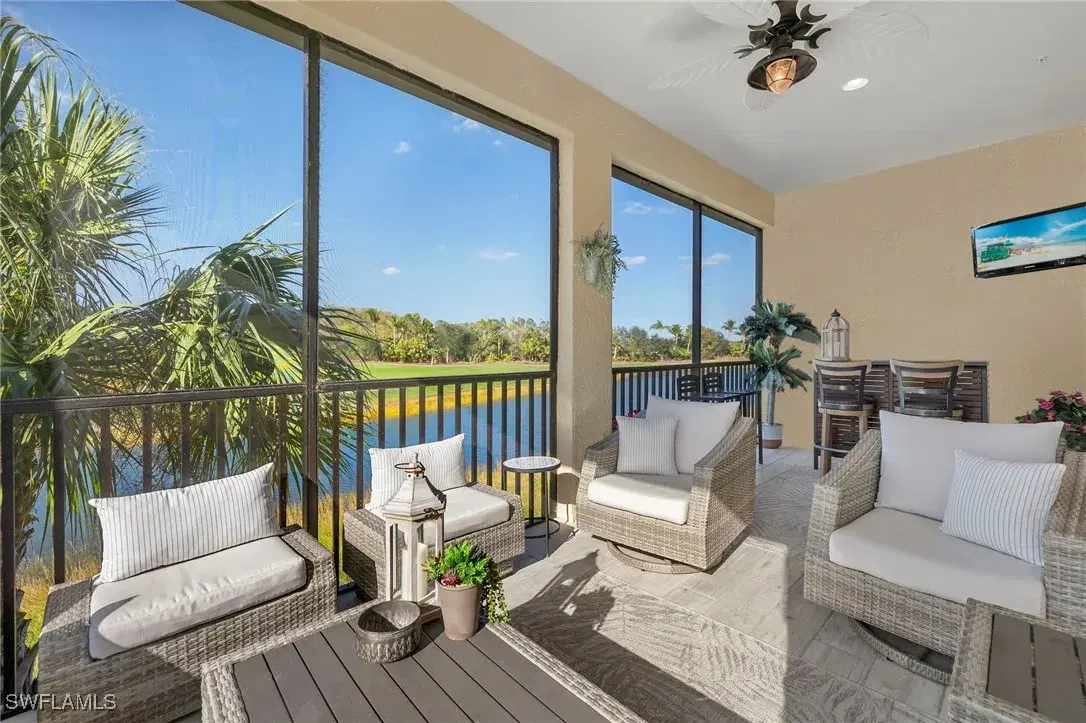 Picture of 10251 Glastonbury Cir 201, Fort Myers, FL 33913