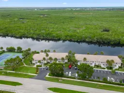 Picture of 1315 Mainsail Dr N 1114, Naples, FL 34114
