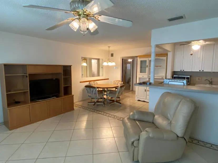Picture of 480 W Horizons 102, Boynton Beach FL 33435