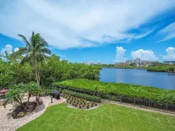 Picture of 420 Cove Tower Dr 202, Naples, FL 34110