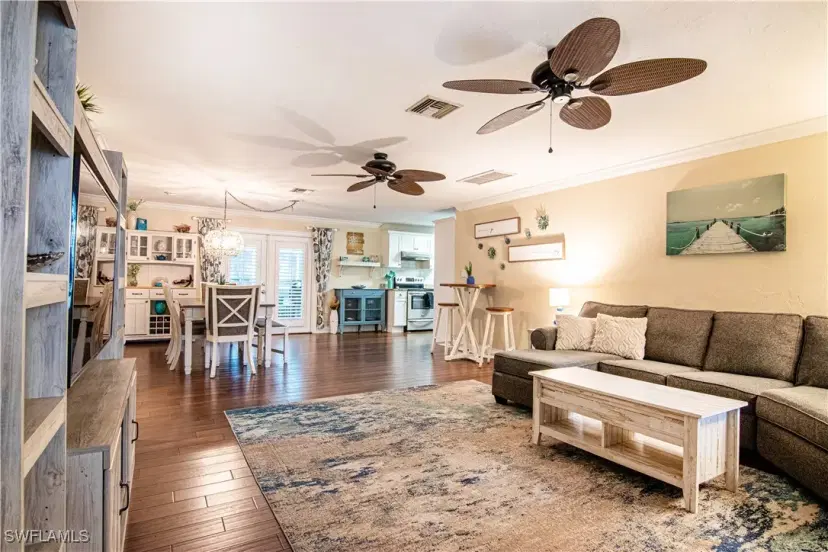 Picture of 1316 Sunbury Dr, Fort Myers FL 33901