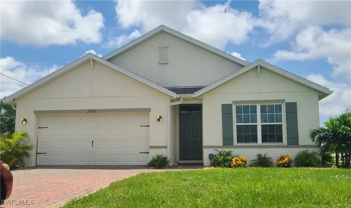 Picture of 2044 NW 1St St, Cape Coral, FL 33993