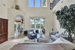 Picture of 8576 Bellagio Dr, Naples, FL 34114