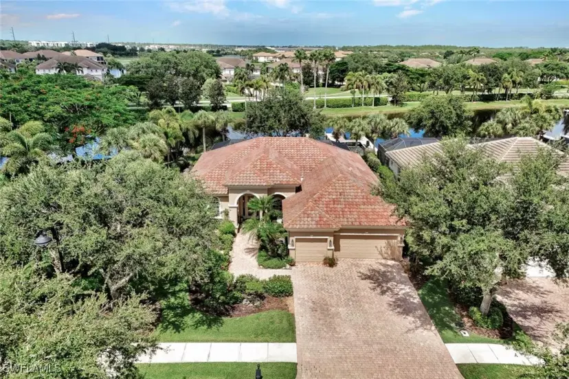 Picture of 8776 Hideaway Harbor Ct, Naples FL 34120