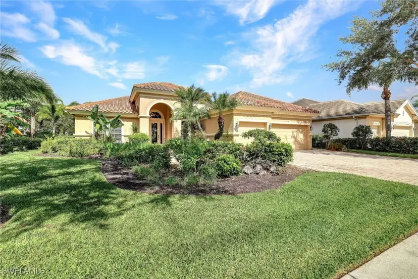 Picture of 8776 Hideaway Harbor Ct, Naples FL 34120