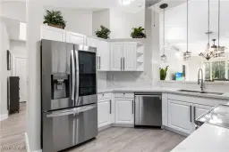 Picture of 8084 Sanctuary Dr 1, Naples, FL 34104