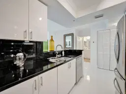 Picture of 99 SE Mizner Boulevard 213, Boca Raton, FL 33432