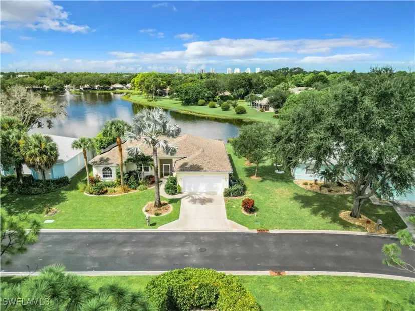 Picture of 25762 Old Gaslight Dr, Bonita Springs FL 34135