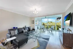 Picture of 7687 Pebble Creek Cir 201, Naples, FL 34108