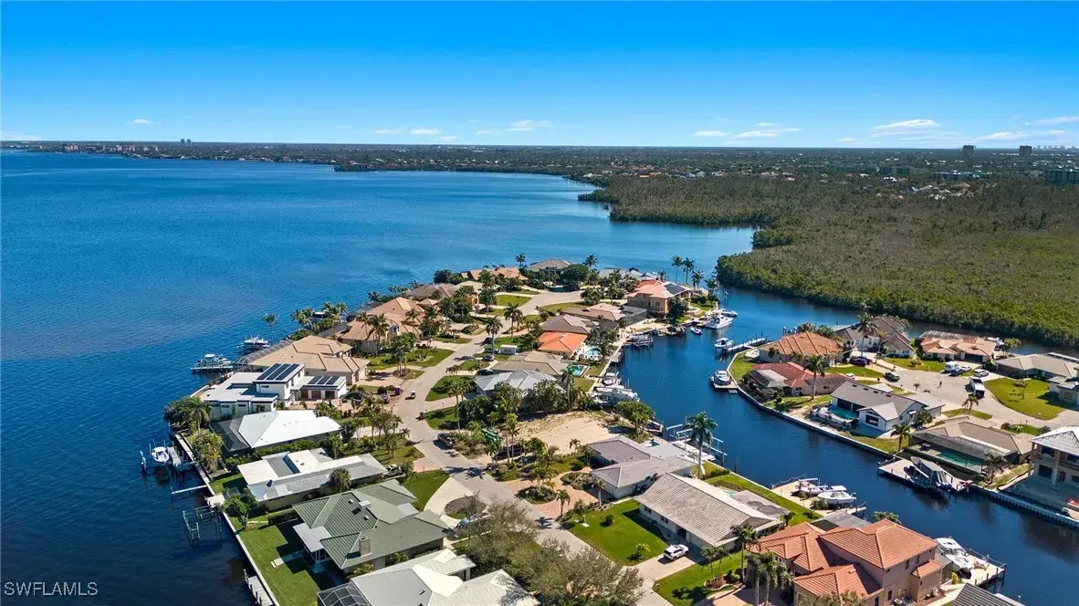 Picture of 14701 Fair Havens Rd, Fort Myers, FL 33908