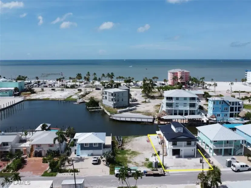 Picture of 910 3Rd St, Fort Myers Beach FL 33931