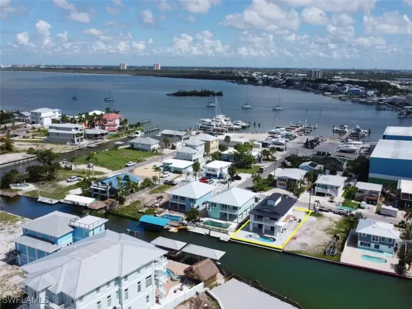 Picture of 910 3Rd St, Fort Myers Beach FL 33931