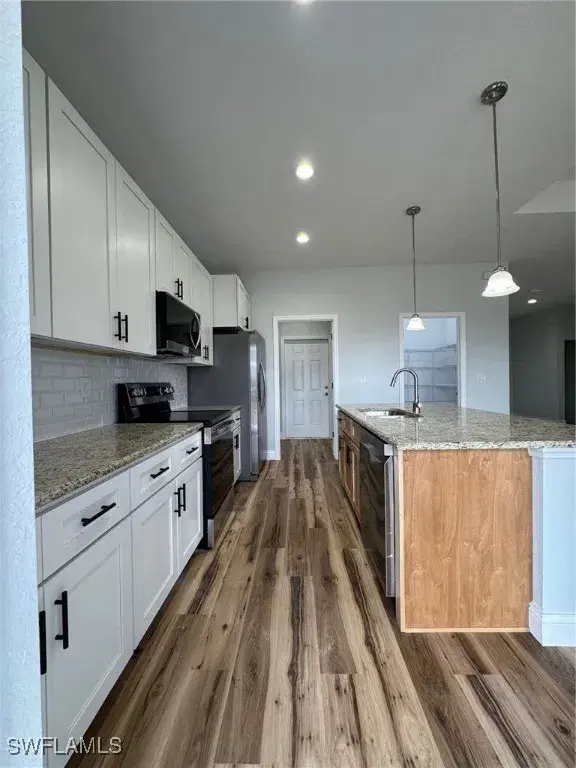Picture of 7005 Tide Cir, Labelle FL 33935
