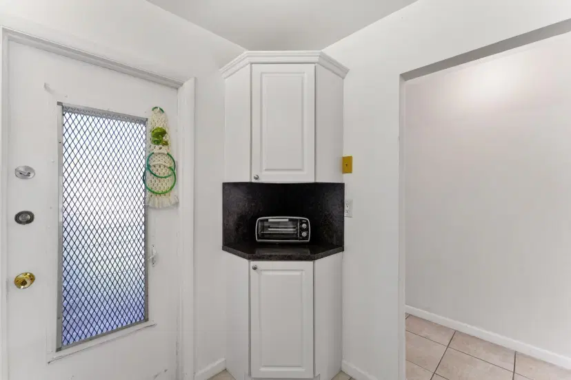 Picture of 2668 Garden Drive 201, Lake Worth FL 33461