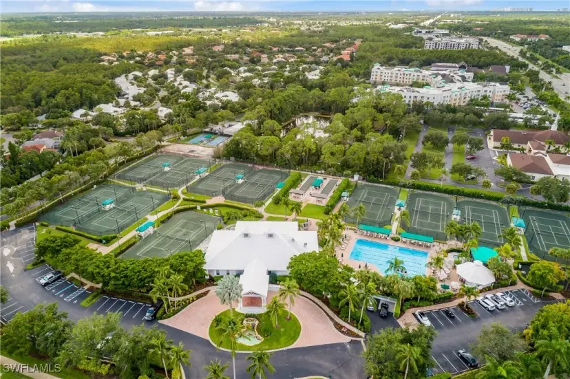 Picture of 1511 Whispering Oaks Cir, Naples FL 34110