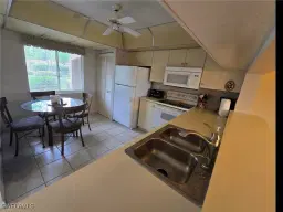 Picture of 5975 Bloomfield Cir C102, Naples, FL 34112