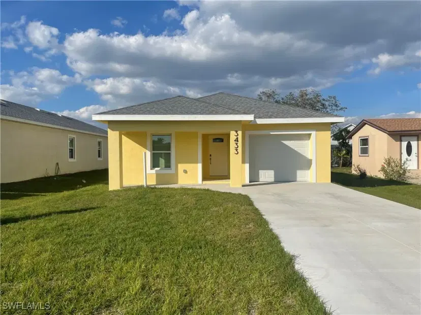 Picture of 3220 Jeffcott St, Fort Myers FL 33916