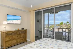 Picture of 4321 Bay Beach Ln 622, Fort Myers Beach, FL 33931