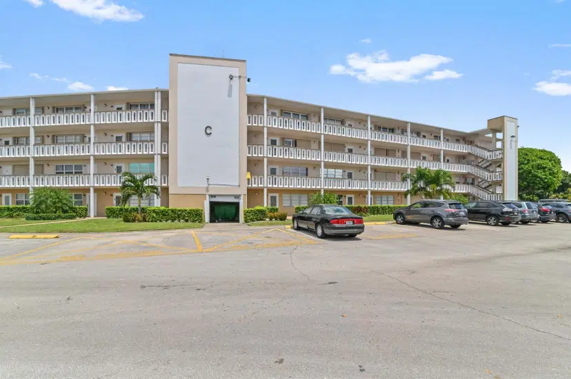 Picture of 352 Southampton C, West Palm Beach FL 33417
