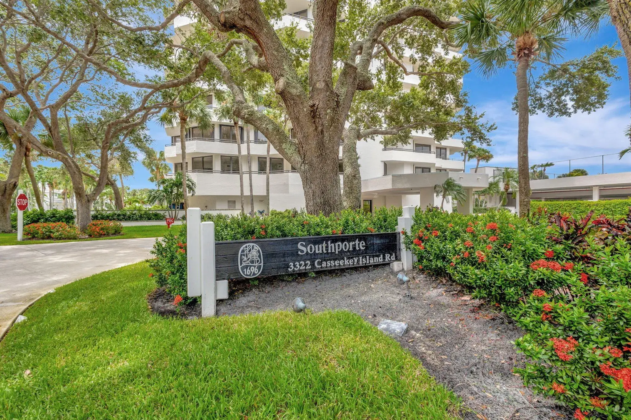 Picture of 3322 Casseekey Island Road 502, Jupiter, FL 33477