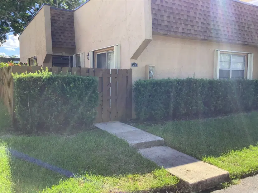 Picture of 3581 NW 95Th Ter 601, Sunrise FL 33351