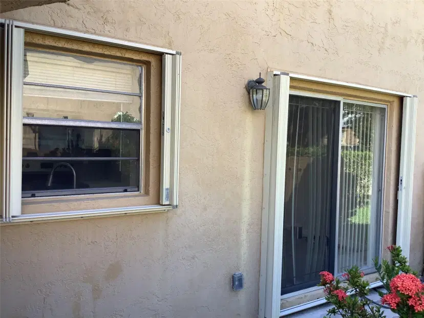Picture of 3581 NW 95Th Ter 601, Sunrise FL 33351