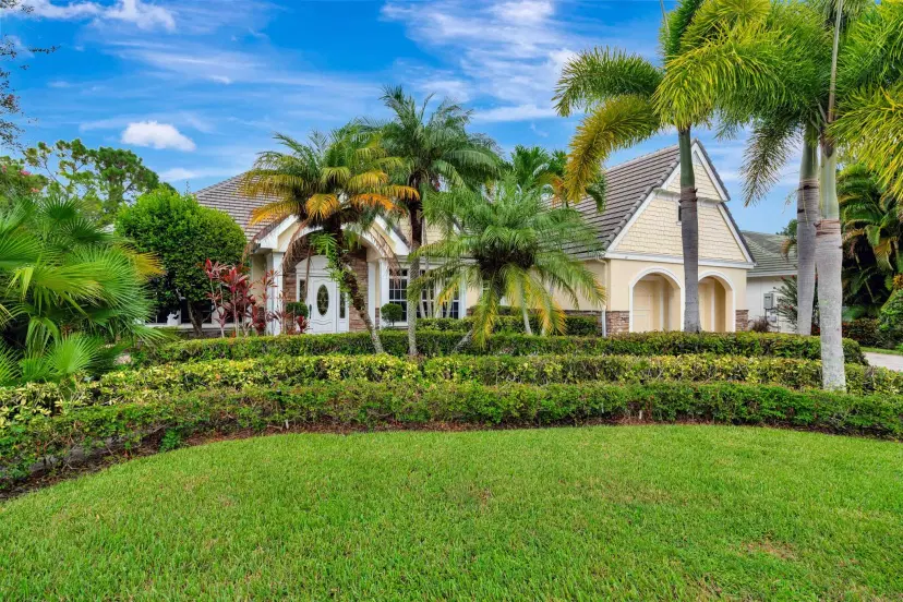 Picture of 7826 SE Tuliptree Court, Hobe Sound FL 33455