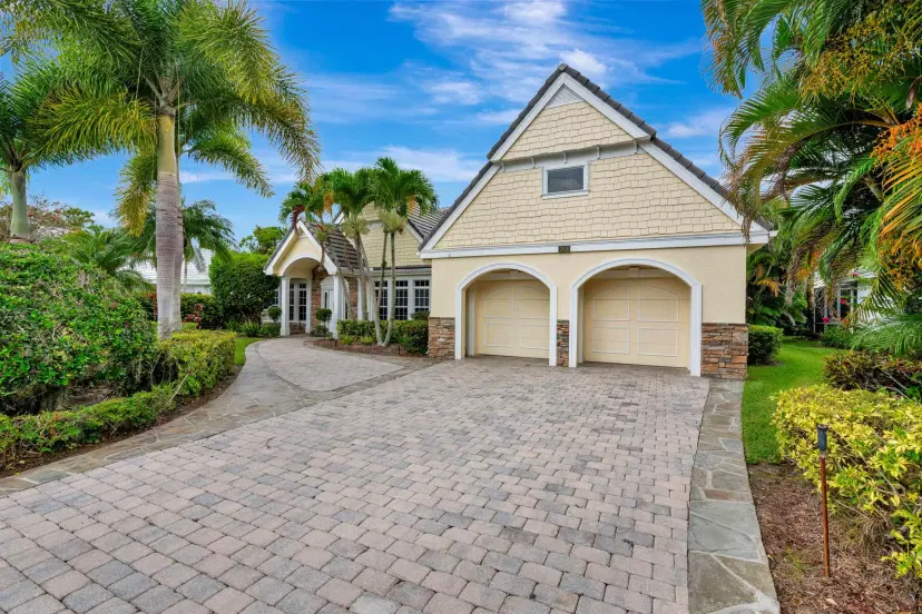 Picture of 7826 SE Tuliptree Court, Hobe Sound FL 33455