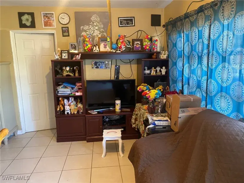 Picture of 1341 Gardenia Ave, Fort Myers FL 33916