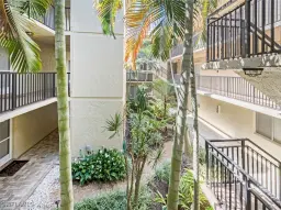 Picture of 788 Park Shore Dr H15, Naples, FL 34103