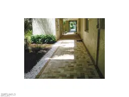 Picture of 788 Park Shore Dr H15, Naples, FL 34103