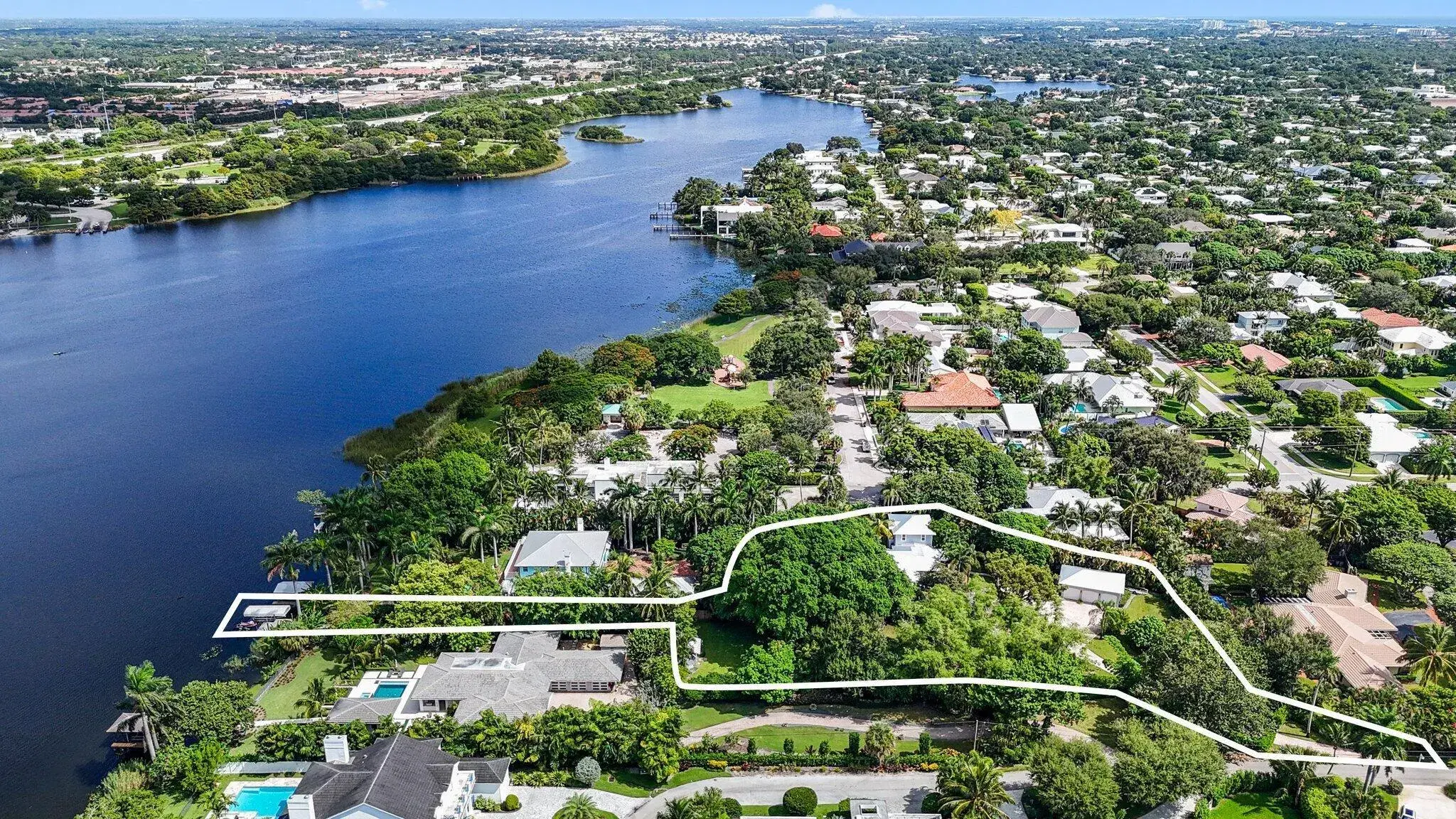 Picture of 920 Hibiscus Lane, Delray Beach, FL 33444